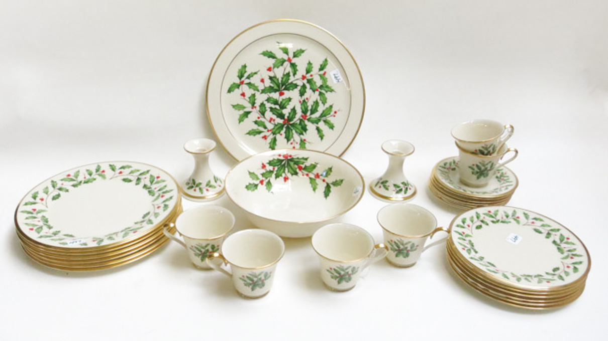 Appraisal: LENOX CHINA SET twenty-eight pieces service for six in the