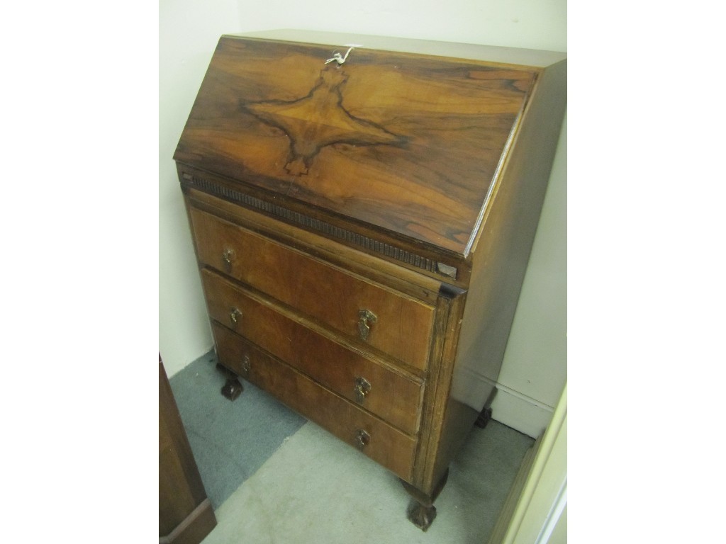 Appraisal: Walnut writing bureau