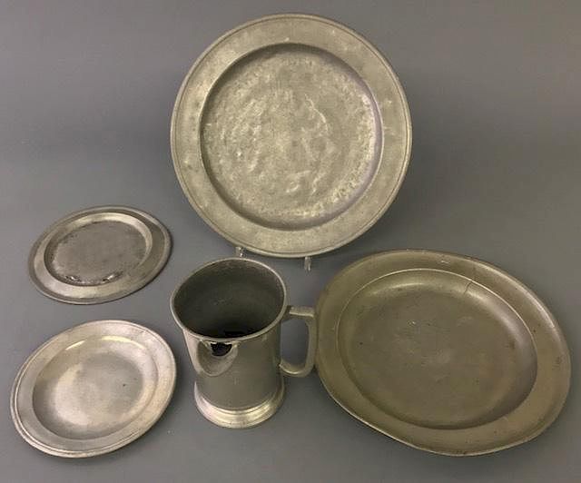 Appraisal: Pewter Pitcher with Four Plates Pewter pitcher together with four