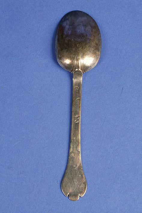 Appraisal: A WILLIAM AND MARY SMALL TREFID SPOON with a ribbed