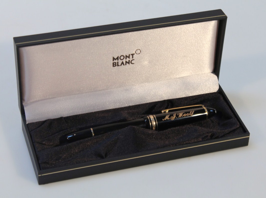 Appraisal: A Mont Blanc roller ball pen black with yellow metal