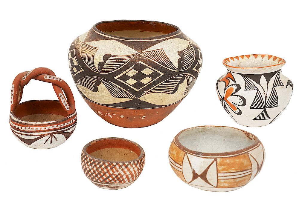 Appraisal: Pcs Acoma Pueblo Isleta Pueblo Pottery Acoma Pueblo in New