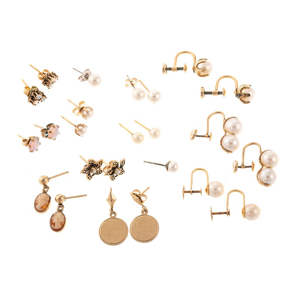 Appraisal: A Large Collection of Pearl Gemstone Earrings Various earrings with