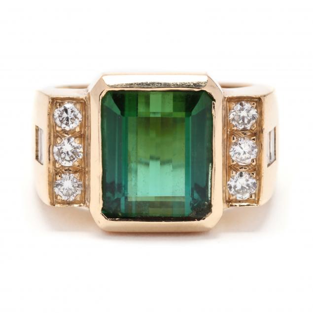 Appraisal: GOLD GREEN TOURMALINE AND DIAMOND RING Centering on a bezel