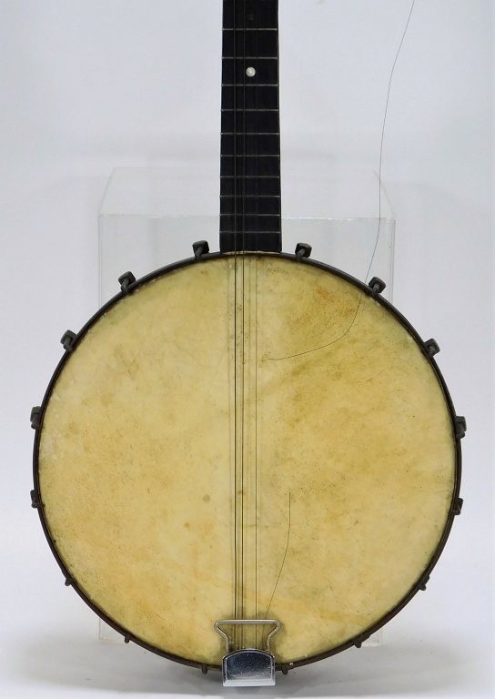 Appraisal: ELTON FOUR STRING BANJO United States th CenturyFine long neck