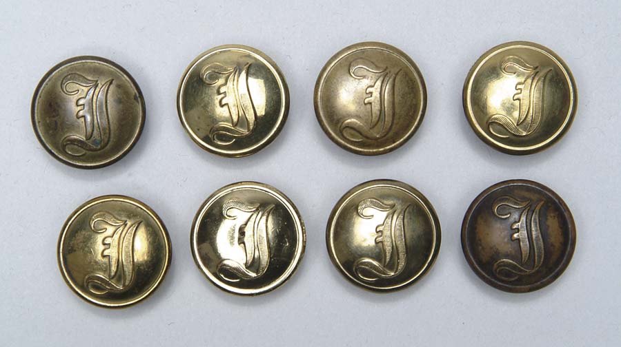 Appraisal: LOT OF CONFEDERATE SCRIPT I INFANTRY BUTTONS Three buttons are