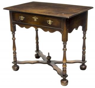 Appraisal: WILLIAM MARY STYLE OAK HALL TABLE William Mary style oak