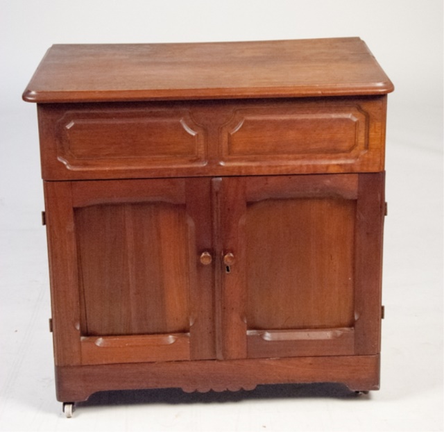 Appraisal: Victorian Dry Sink Without top H x W x D