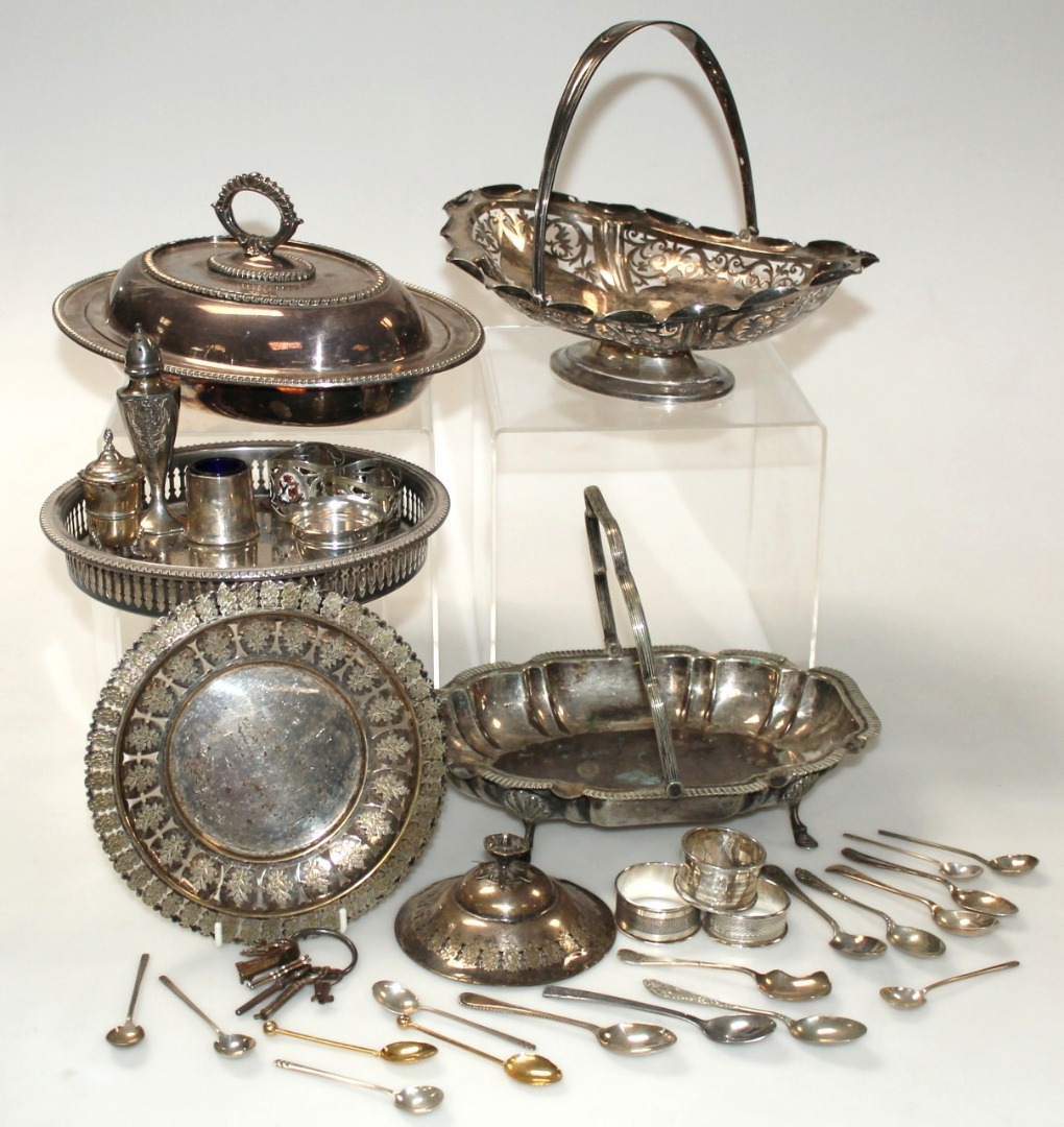 Appraisal: Various silver and plate to include a quantity of teaspoons