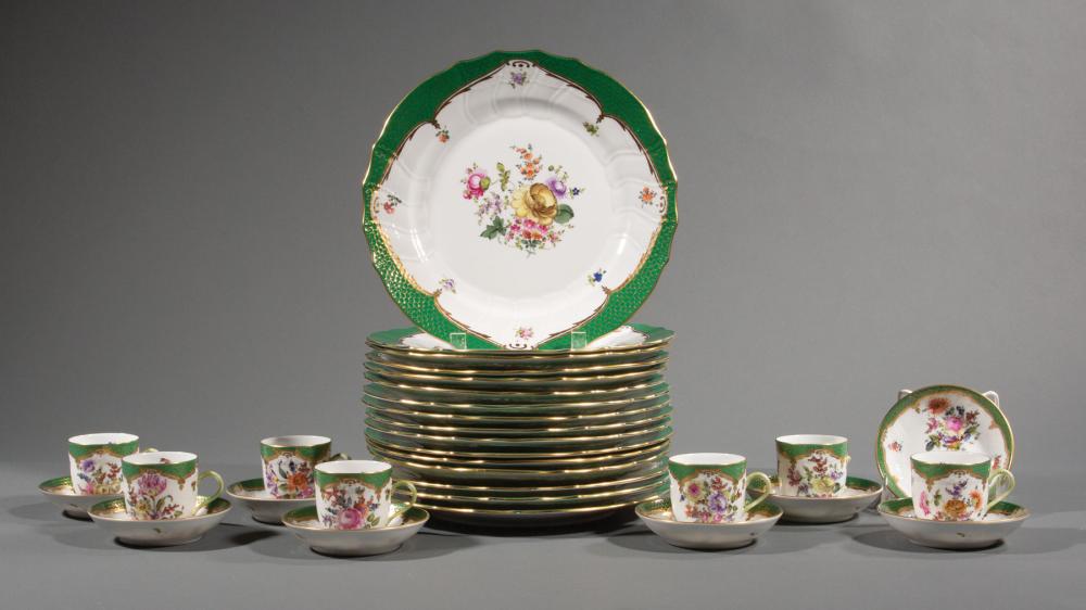 Appraisal: Herend Porcelain Partial Dinner Service Bouquet de Herend pattern incl