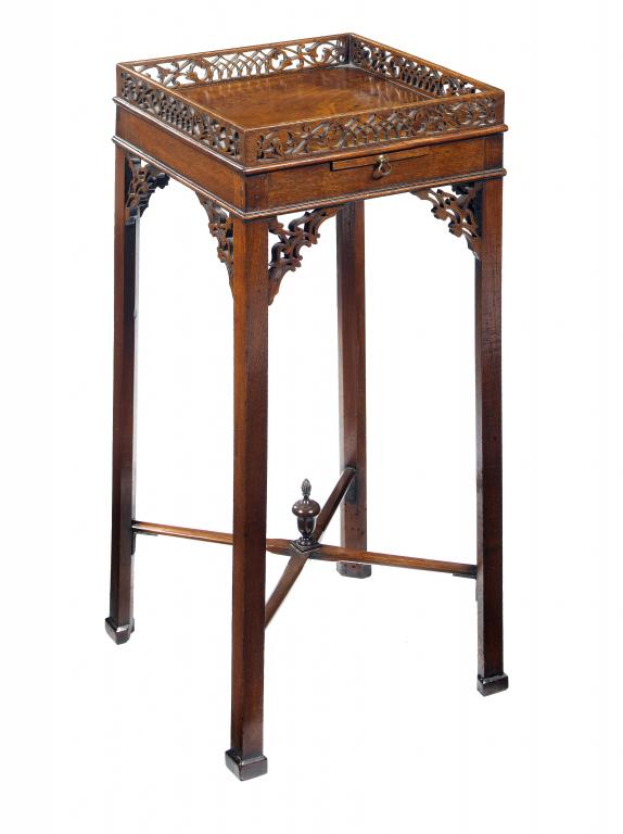 Appraisal: A GEORGE III MAHOGANY URN-STAND with fretwork gallery and brackets