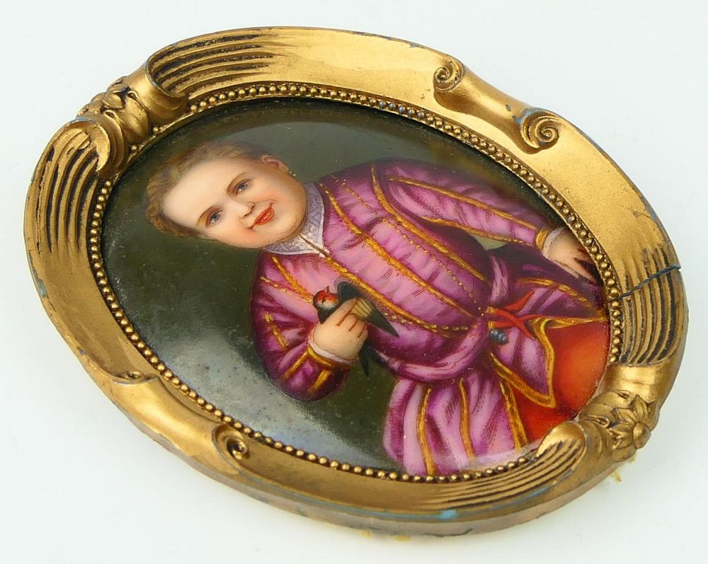 Appraisal: VICTORIAN SMALL HAND PAINTED PORCELAIN PLAQUE Measures oval depicts a