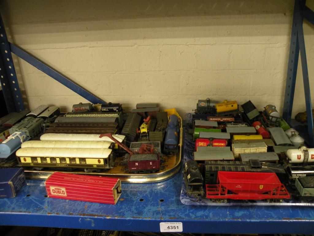 Appraisal: A large quantity of mainly Rolling stock and carriages