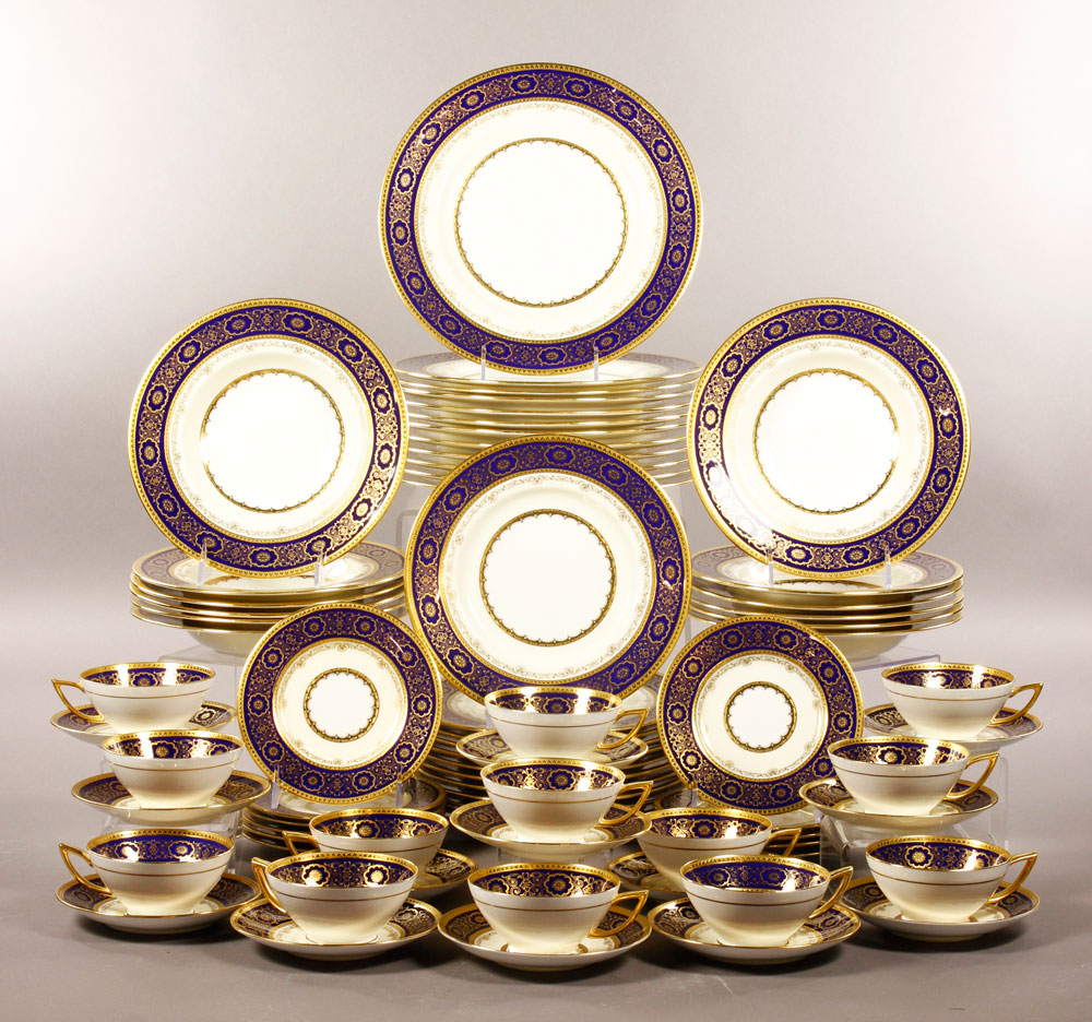 Appraisal: - Set of Minton China Set of Minton china twelve