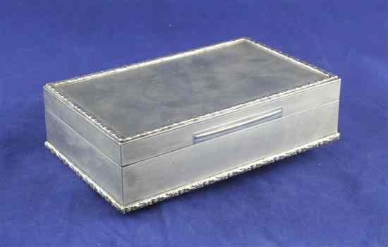 Appraisal: A 's engine turned cigarette case retailed by Asprey of