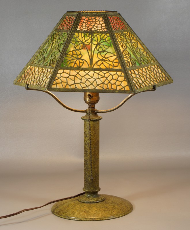 Appraisal: Bronze patinated Bradley and Hubbard art deco table lamp filigree