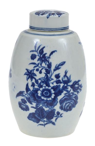 Appraisal: A CAUGHLEY BLUE AND WHITE PORCELAIN TEA CADDY AND COVER