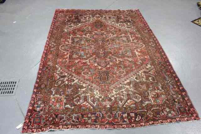 Appraisal: Roomsize Heriz Style Carpet From a Brooklyn NY estate Dimensions