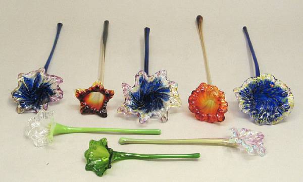 Appraisal: Eight Lundberg Studio hand blown glass flowers In various colors