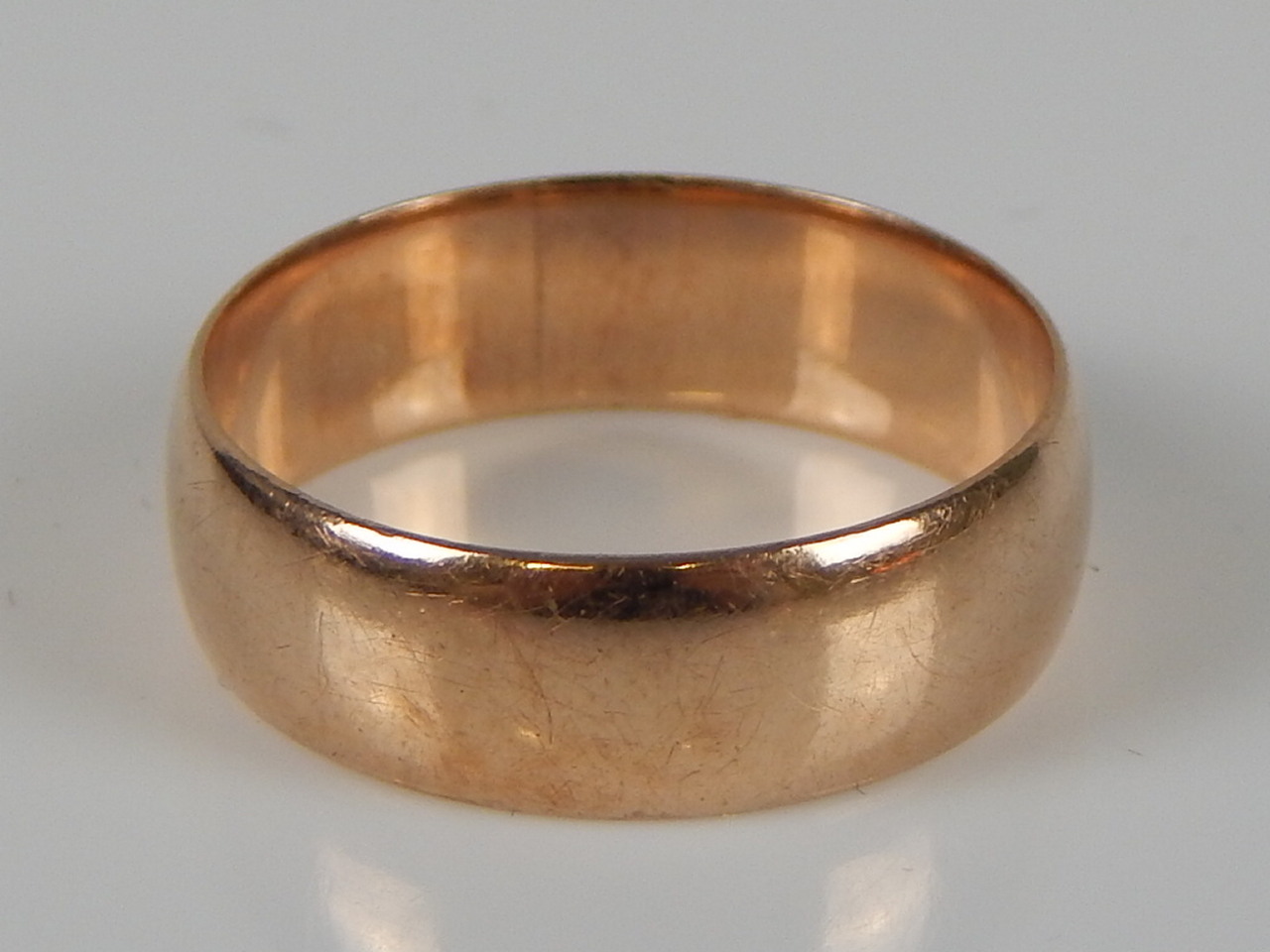 Appraisal: A ct gold wedding band g