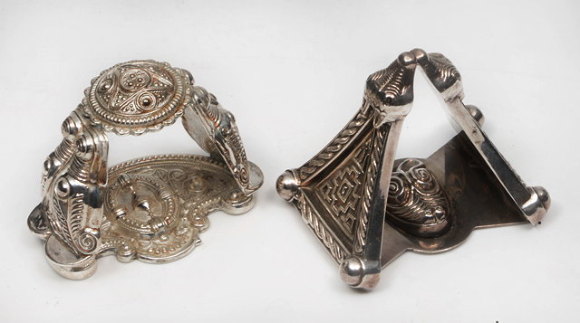 Appraisal: TWO EARLY TH CENTURY IRISH BRITANNIA SILVER NAPKIN RINGS in