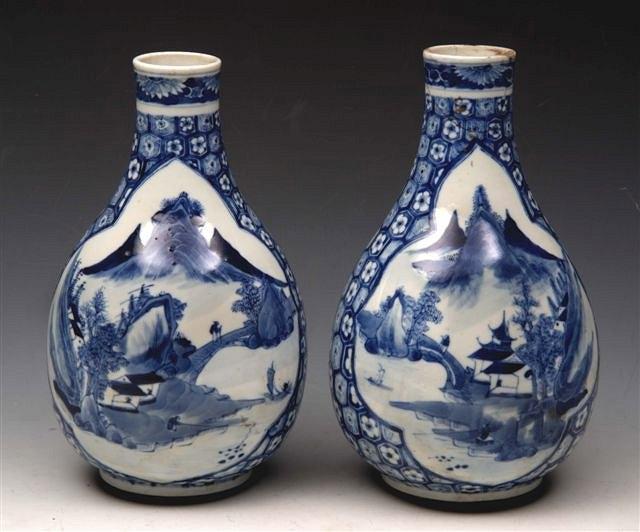 Appraisal: A PAIR OF CHINESE BLUE AND WHITE BOTTLE VASES probably