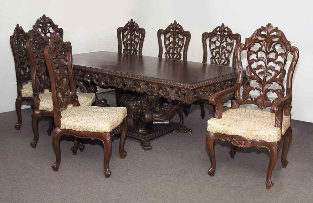 Appraisal: ORNATE PIECE CARVED DINING ROOM SET To include table with