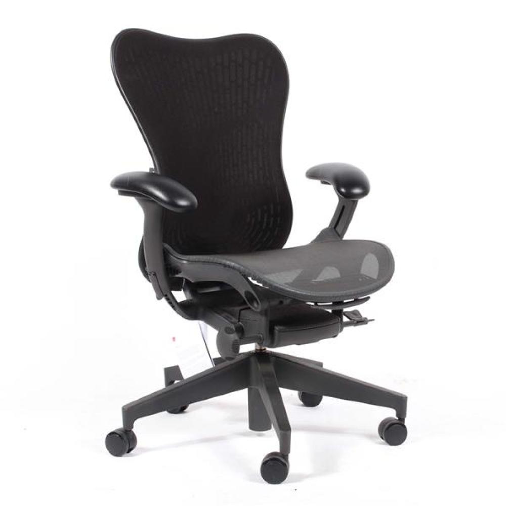 Appraisal: HERMAN MILLER 'MIRRA ' OFFICE DESK TASK CHAIR Herman Miller