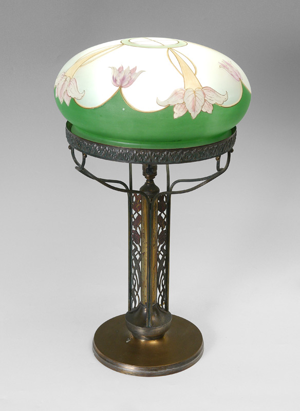 Appraisal: PAIRPOINT LAMP BASE WITH NOUVEAU SHADE Base with floral motif