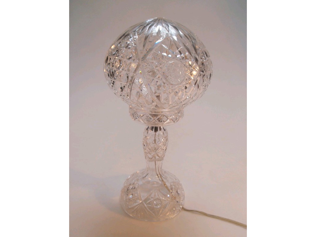 Appraisal: A cut crystal table lamp with mushroom dome shade cm