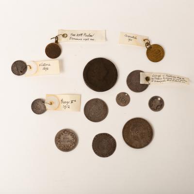 Appraisal: Sundry coins and tokens to include a George III half