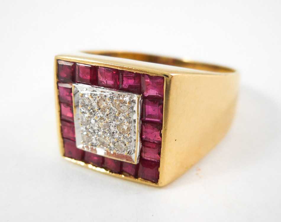 Appraisal: RUBY DIAMOND AND FOURTEEN KARAT GOLD RING The yellow gold