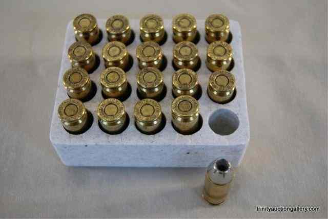 Appraisal: Winchester mm Auto gr Ammunition This is for like new