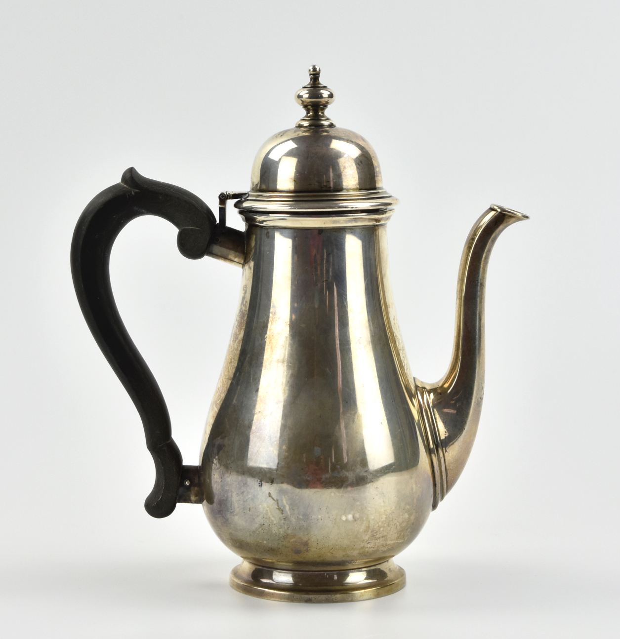 Appraisal: Sterling silver teapot from Tiffany Co the tapering body faceted