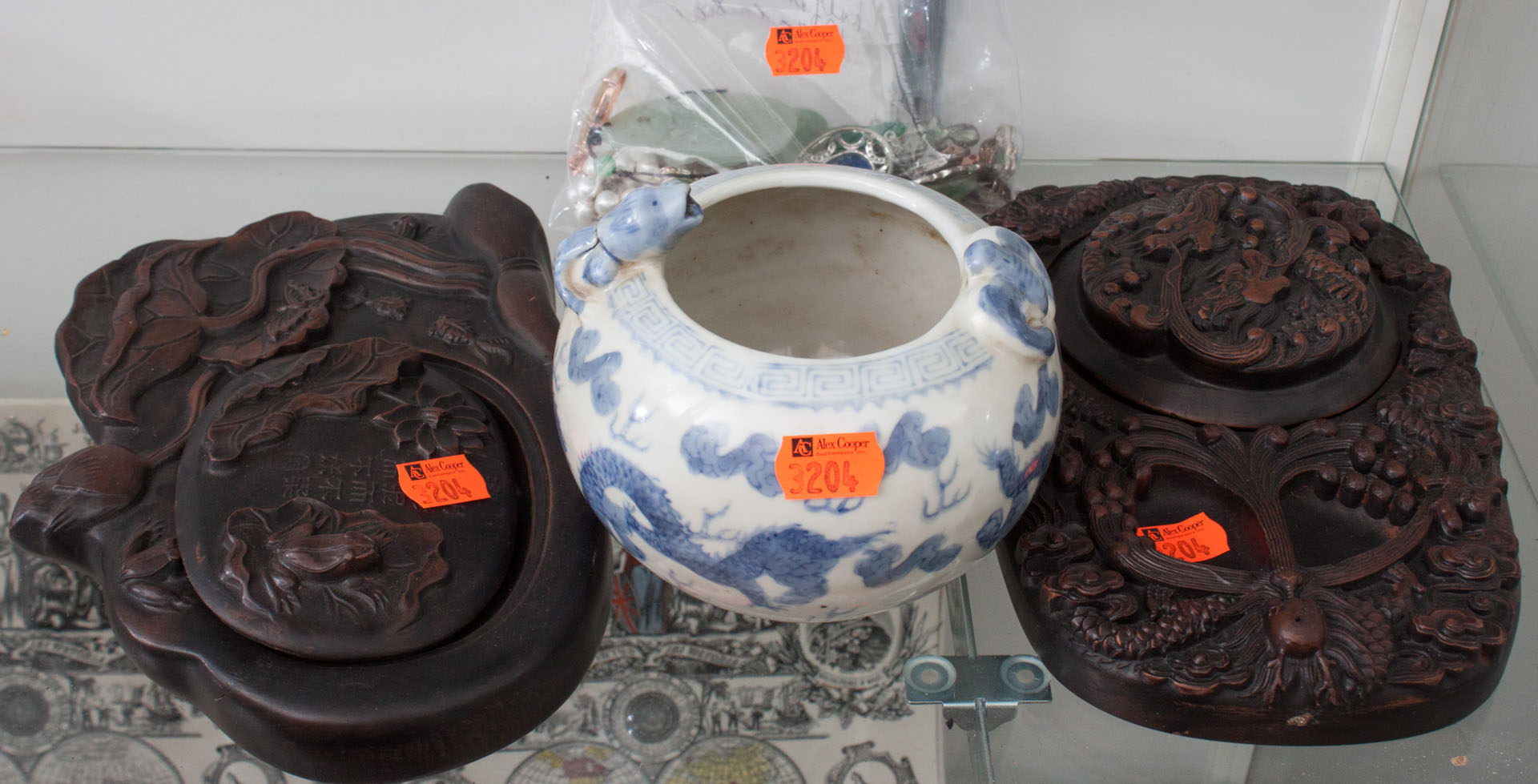 Appraisal: Assortment of oriental items including bowl jewelry and two shallow