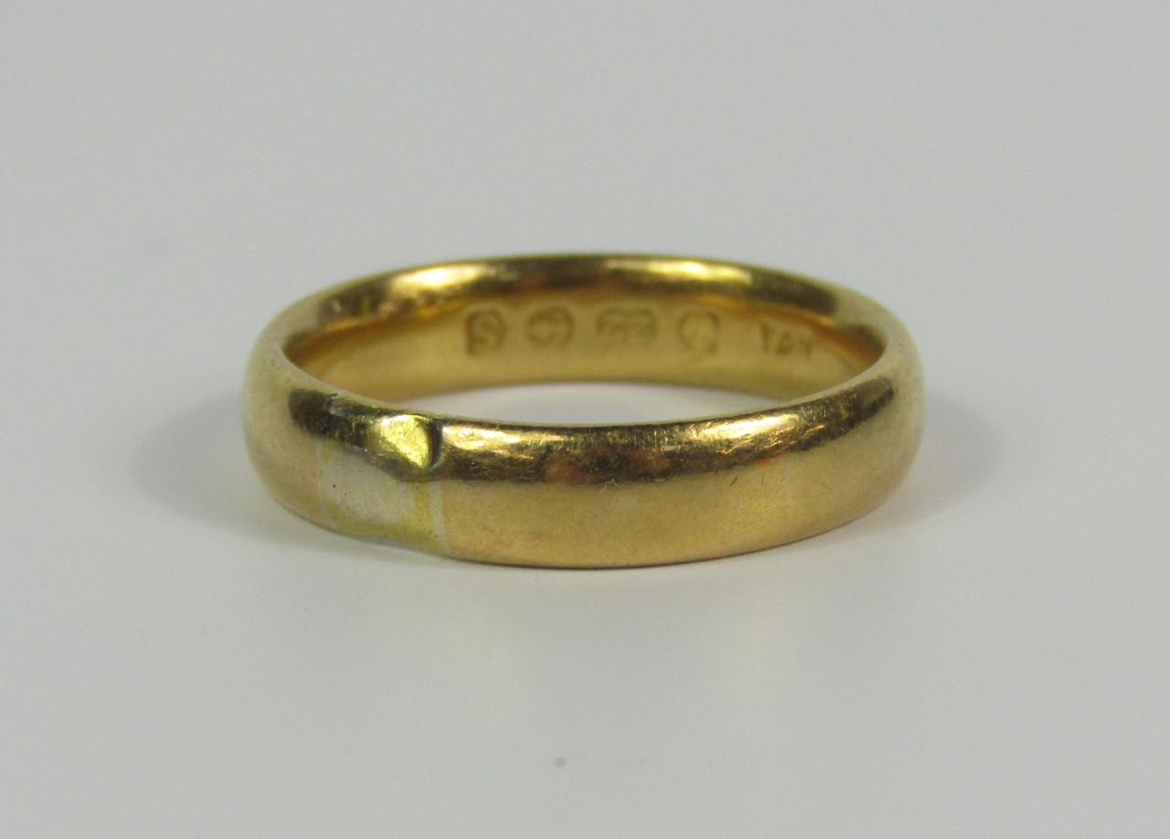 Appraisal: A ct gold wedding band size N g