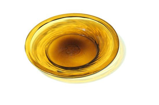 Appraisal: AMBER BLOWN GLASS PAN Attributed to Mantua Ohio nd quarter-