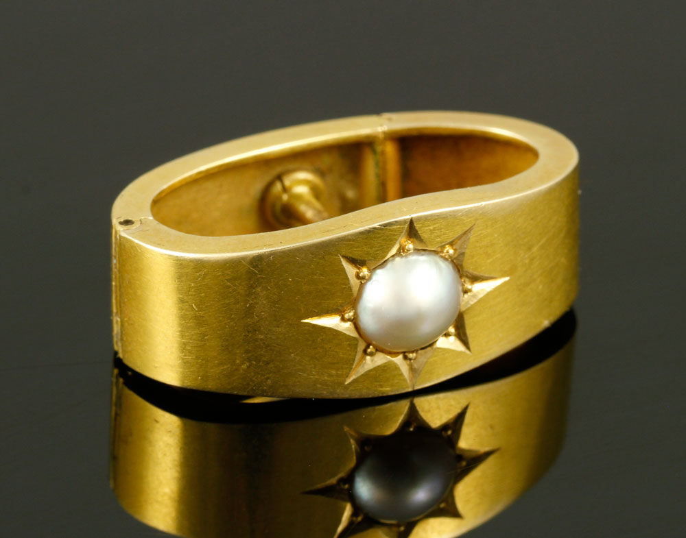 Appraisal: - K Gold and Pearl Pin K yellow gold and