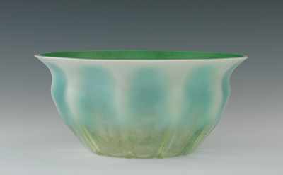 Appraisal: A Tiffany Favrile Glass Bowl Iridescent glass in green and