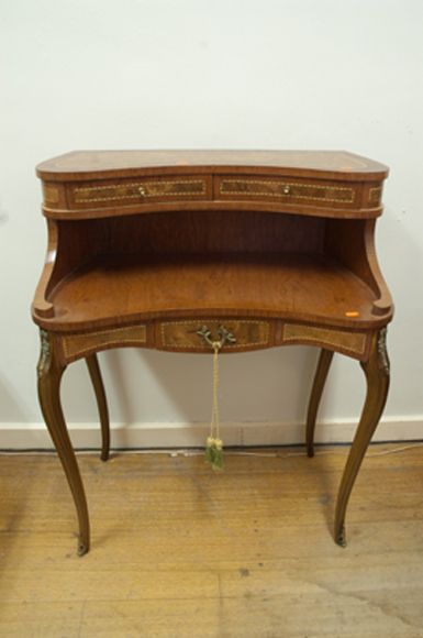 Appraisal: FRENCH STYLE LADIES DESK