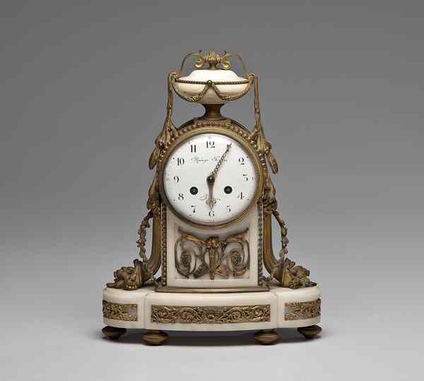 Appraisal: French Onyx Mantle Clock French late th century a mantle