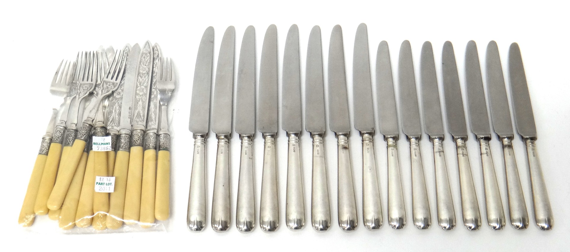 Appraisal: Eight steel bladed table knives with silver handles Sheffield seven