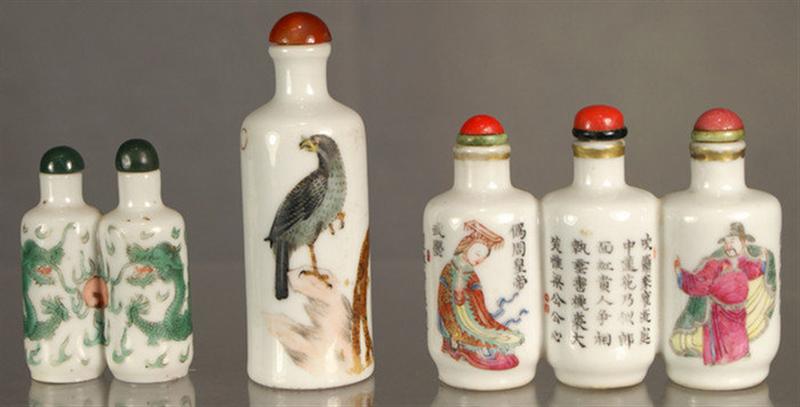 Appraisal: Famille Verte porcelain snuff bottles single w eagle on branch