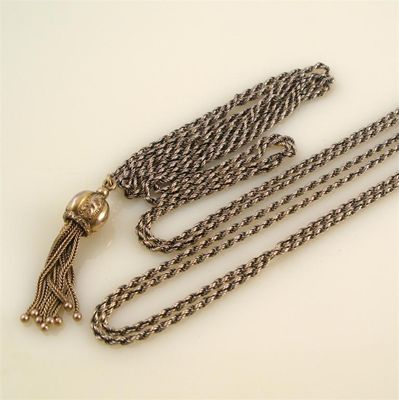 Appraisal: A ct gold rope twist long chain cm approx g