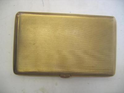 Appraisal: A CT GOLD CIGARETTE CASE of rounded oblong form with