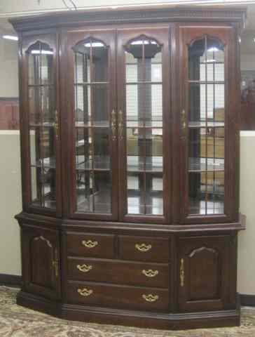 Appraisal: QUEEN ANNE STYLE CHINA DISPLAY CABINET ON BUFFET Thomasville Furniture