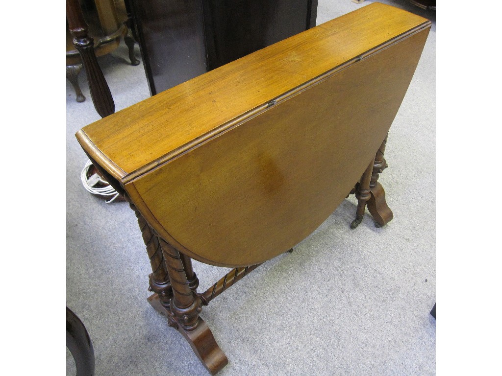 Appraisal: Victorian walnut sutherland table