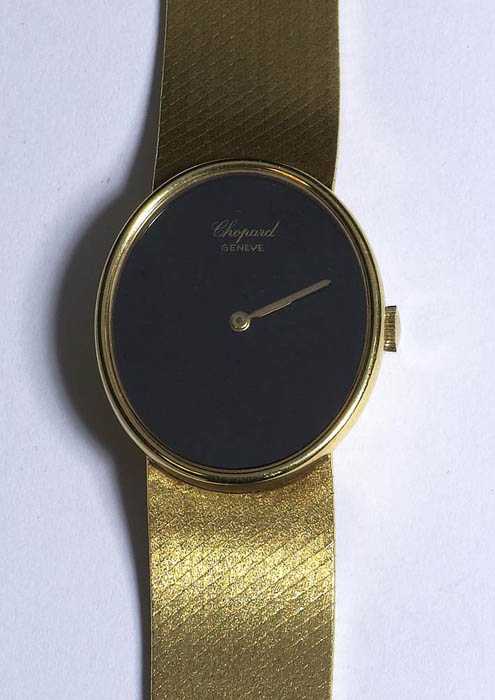 Appraisal: GOLD AND ONYX WRISTWATCH CHOPARD ca Yellow gold g Oval