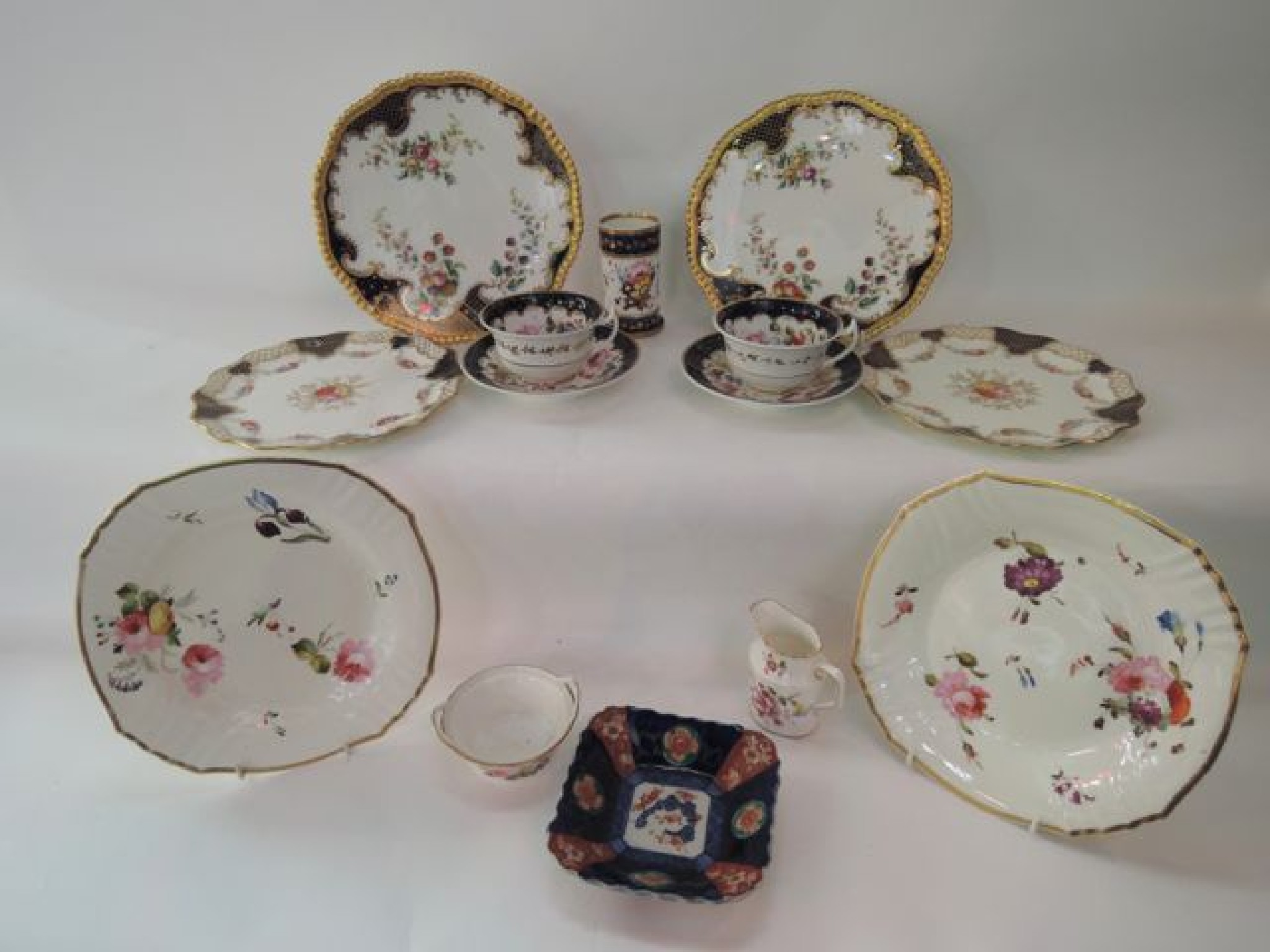 Appraisal: A pair of Copeland China dessert plates with floral and