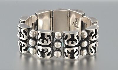 Appraisal: A Taxco Mexican Sterling Silver Bracelet Stamped Victoria Sterling silver